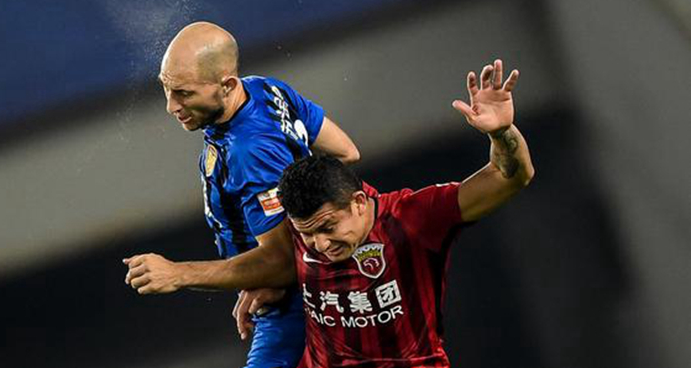 开云中国官网-意大利前锋打进关键进球